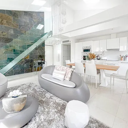 Apartamento Hoche 3 Bedrooms Id331