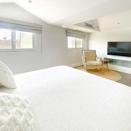 Apartamento Hoche 3 Bedrooms Id331 Cannes