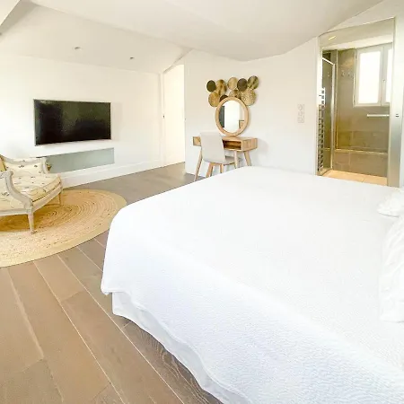 Hoche 3 Bedrooms Id331 * Cannes
